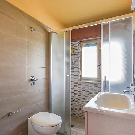 2 Bedroom Lovely In * Marina di Modica