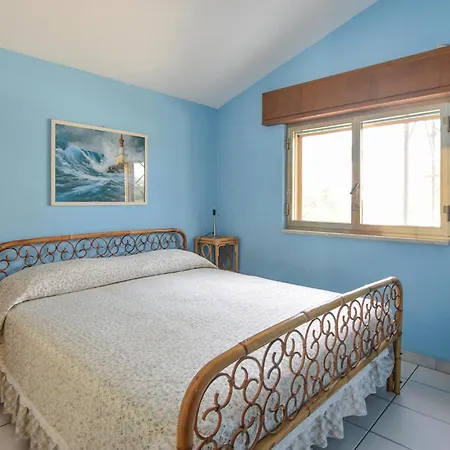 2 Bedroom Lovely In Marina di Modica